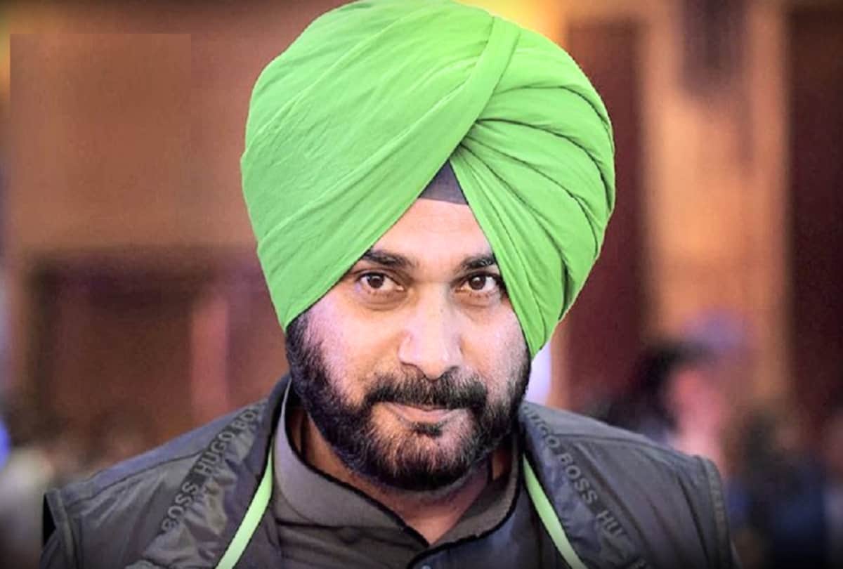 Lok Sabha Chunav 2019: Navjot Singh Sidhu Controversial statements on PM Narendra Modi