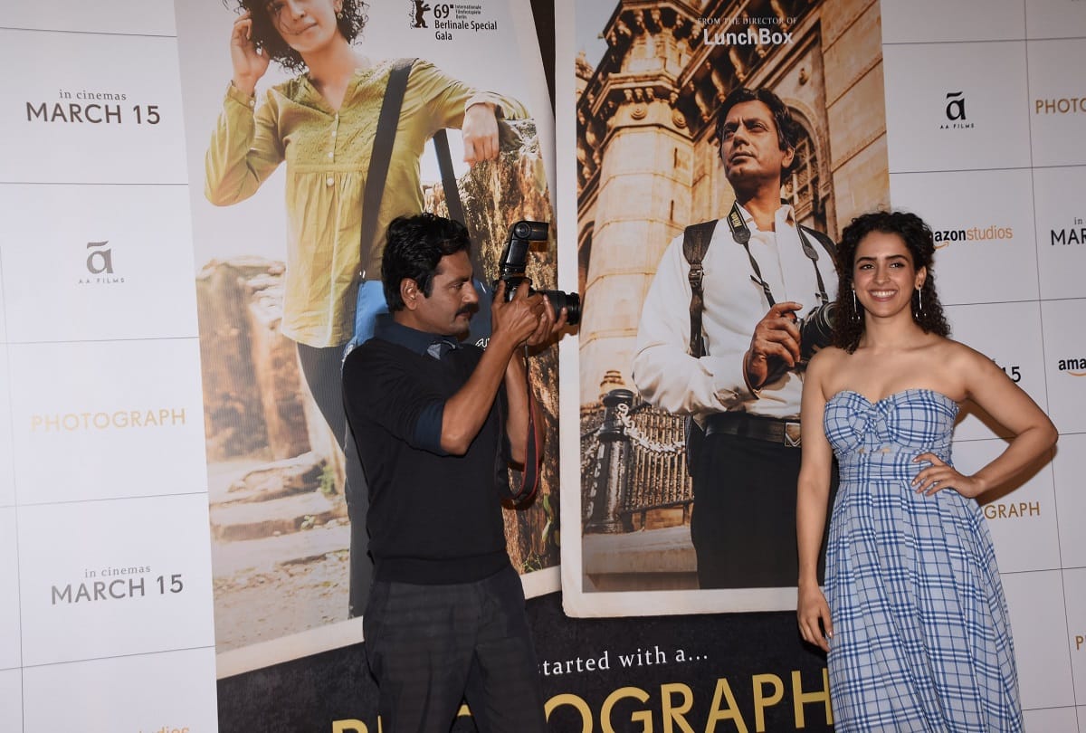 Nawazuddin Siddiqui click pictures of Sanya Malhotra