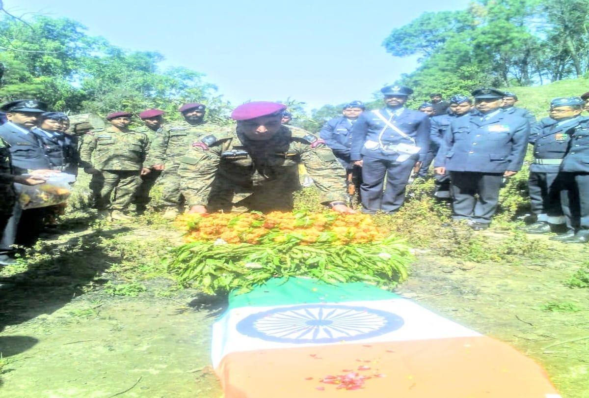 Paratrooper late Amit kumar funeral in kangra himachal