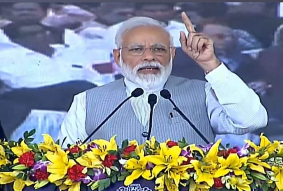 Lok Sabha Chunav 2019: Narendra Modi criticises congress over Corruption