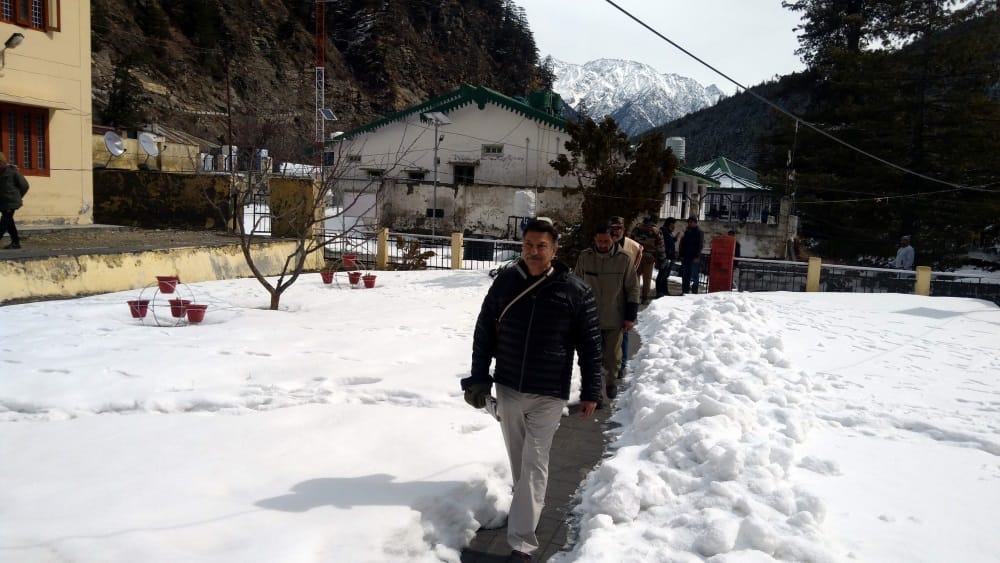 after pm modi biopic dhara 370 movie shooting in uttarkashi