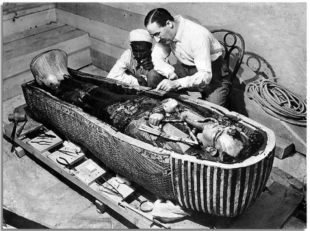 Tutankhamun the king of Egypt death has mysterious history