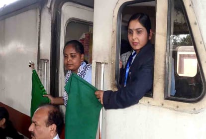 Daughter assumes control of Jodhpur Express