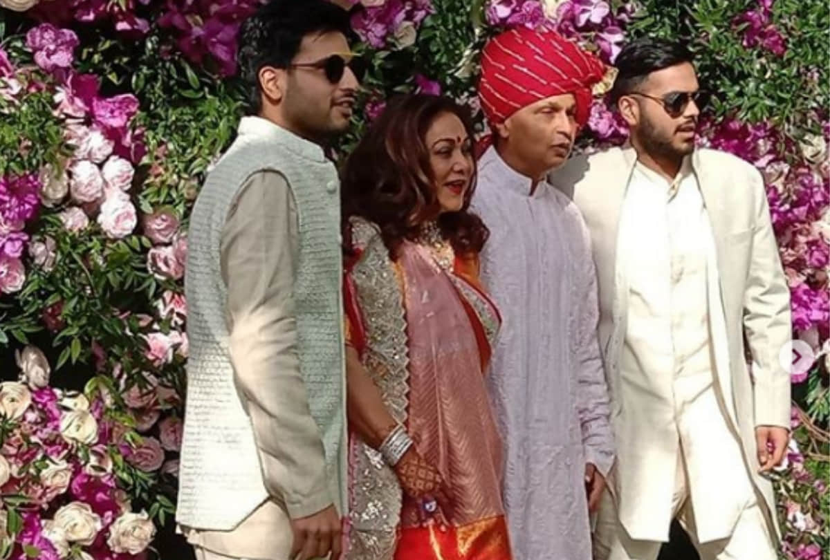 International Mens Day 2020 Tina Ambani shared special post for husband Anil Ambani and her sons