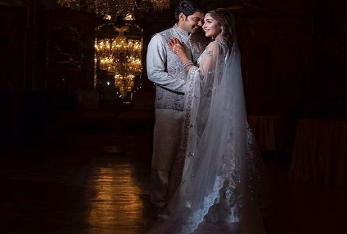 Sayyeshaa Saigal Tamil actor Arya wedding video