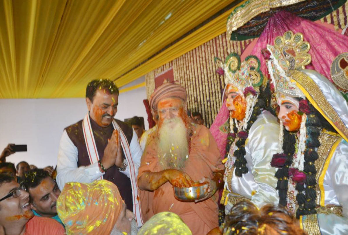 holi 2019 celebration in raman reti mandir mathura