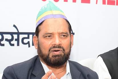 पीस पार्टी के अध्यक्ष डॉ. अय्यूब खान