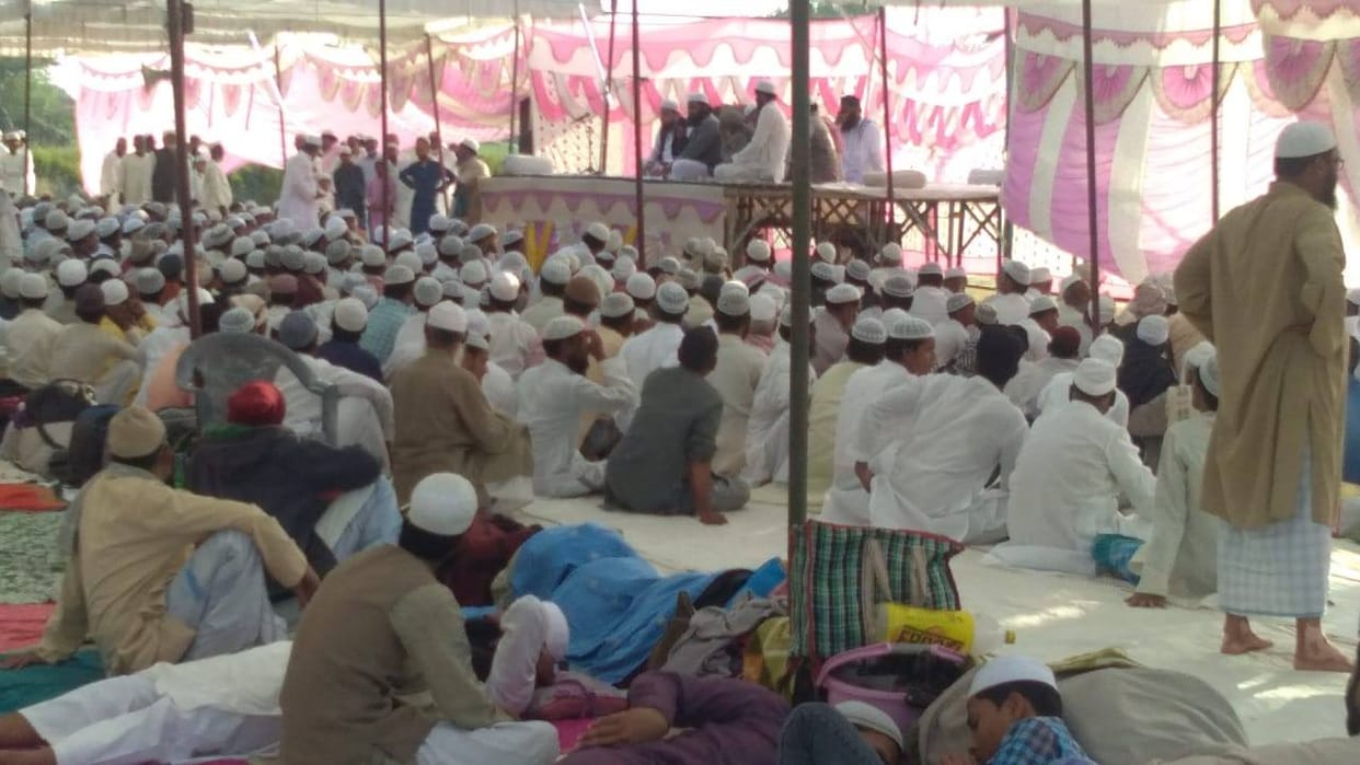 'Every Muslim will have to put a habit of namaz' in mau
