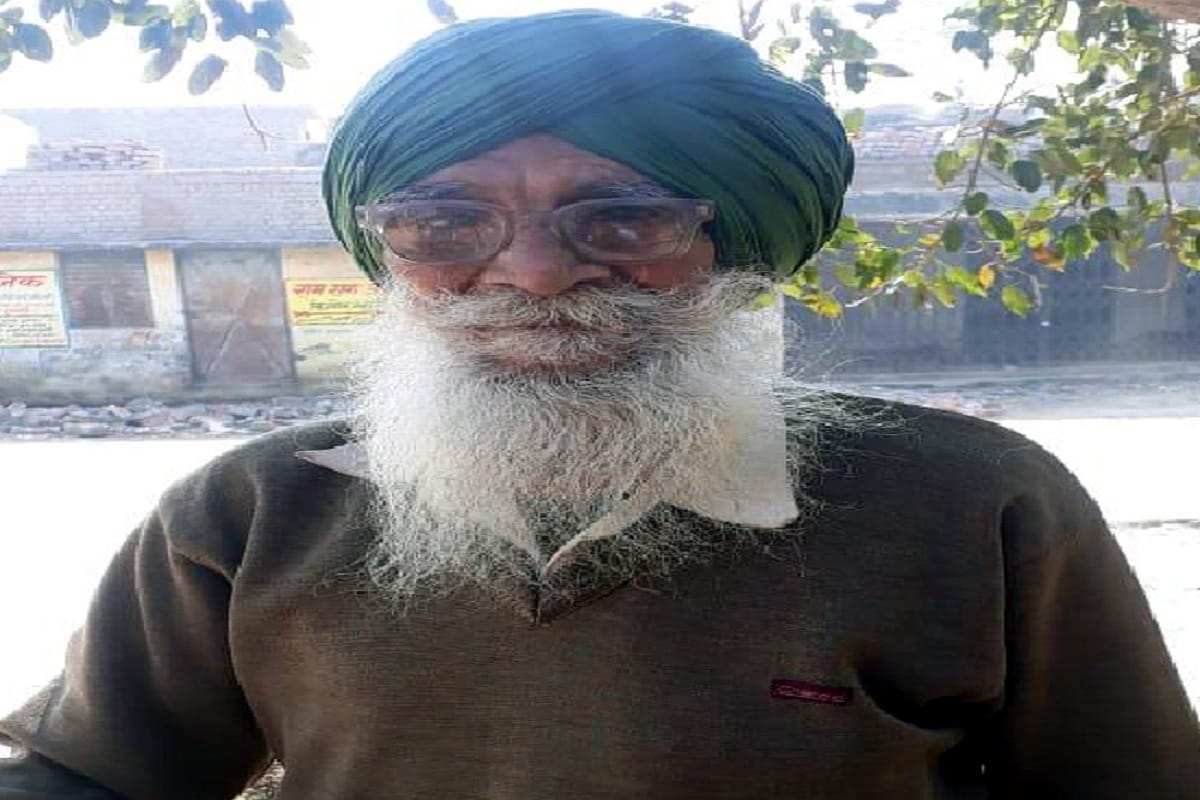 Bijnor, Harkesh Singh has not cut hair and beard for 61 years