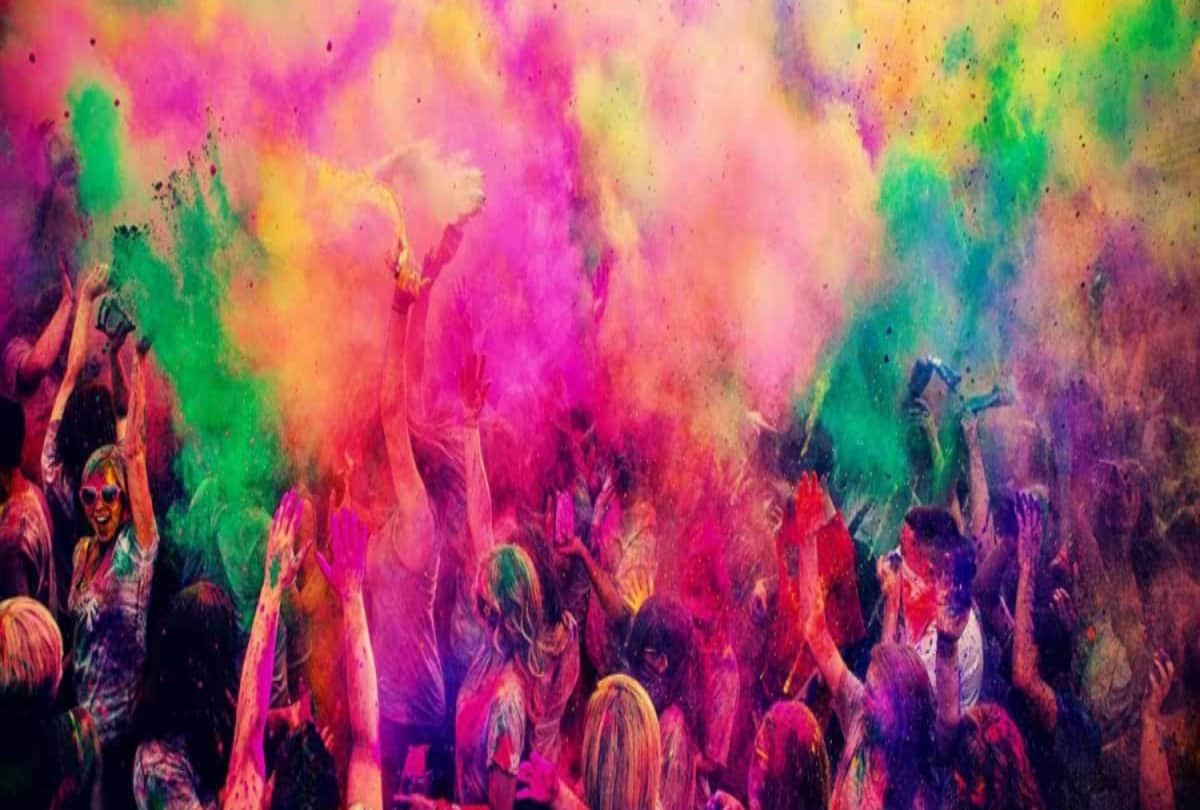 Holi 2019 celebrate holi festival with colour according to zodiac sign