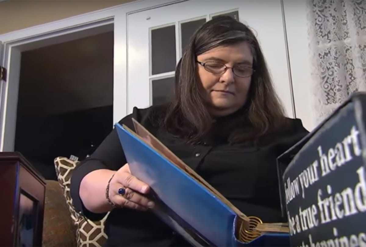 Kim Denicola suffers transient global amnesia after headache loss memory of past 40 years