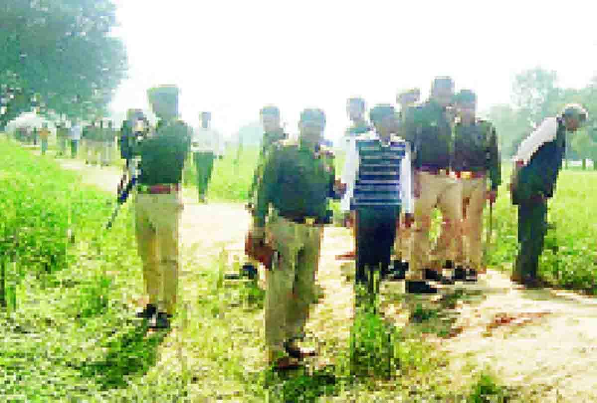man brutally murdered in etawah