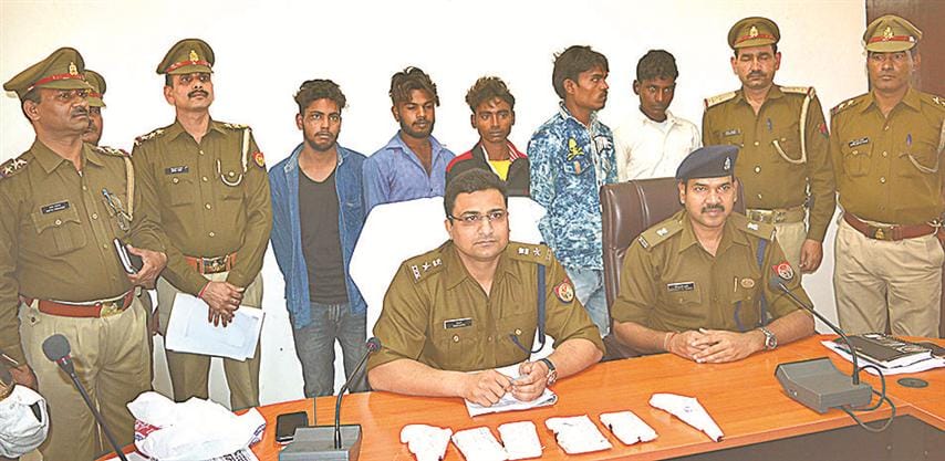 Looting, holding two gangs that commit acts of piracy