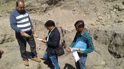 Rara sculptures found in bajpur may 1500 years old