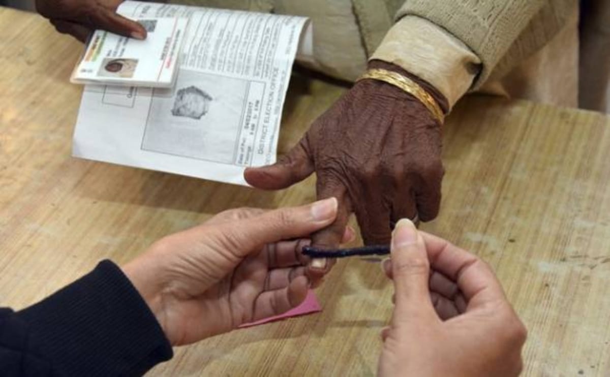 lok sabha election 2019 : strong grip of bjp on 8 seats in phase two