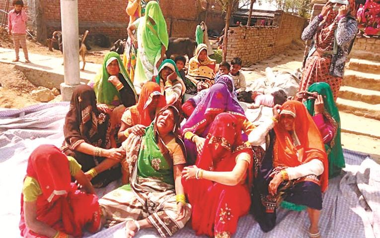 Death: Three dead including father-in-law, son's condition serious
