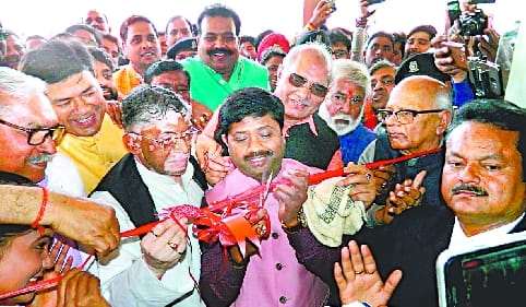 आसमान में उड़ान अब आम आदमी के लिए भी आसान