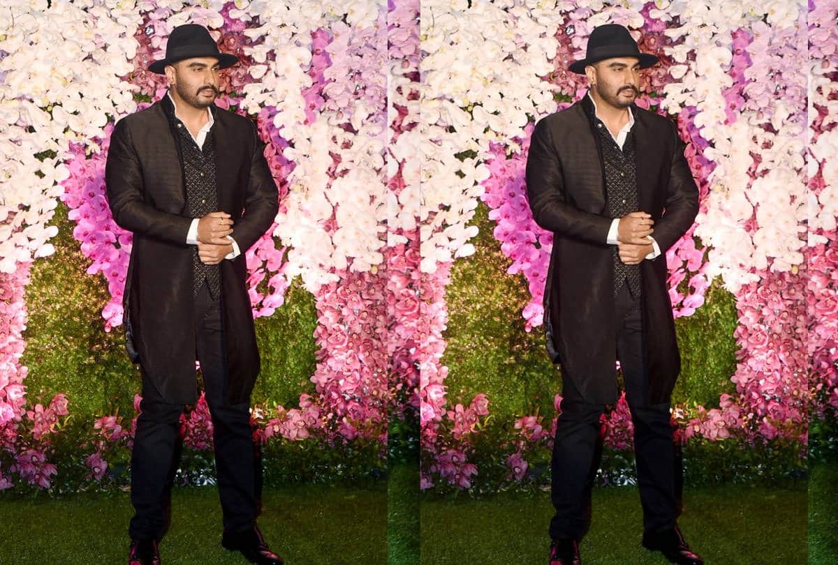 Malaika Arora and Arjun Kapoor together at Ambani wedding party