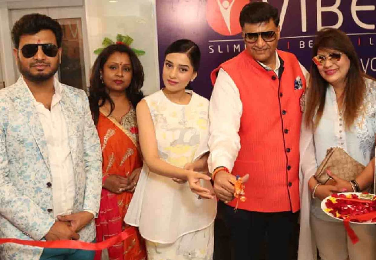 bollywood actress amrita rao in kanpur gave these makeup tips