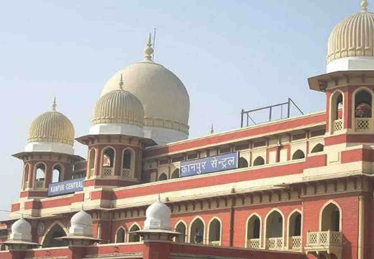 Case of getting bag full of money found in train in kanpur