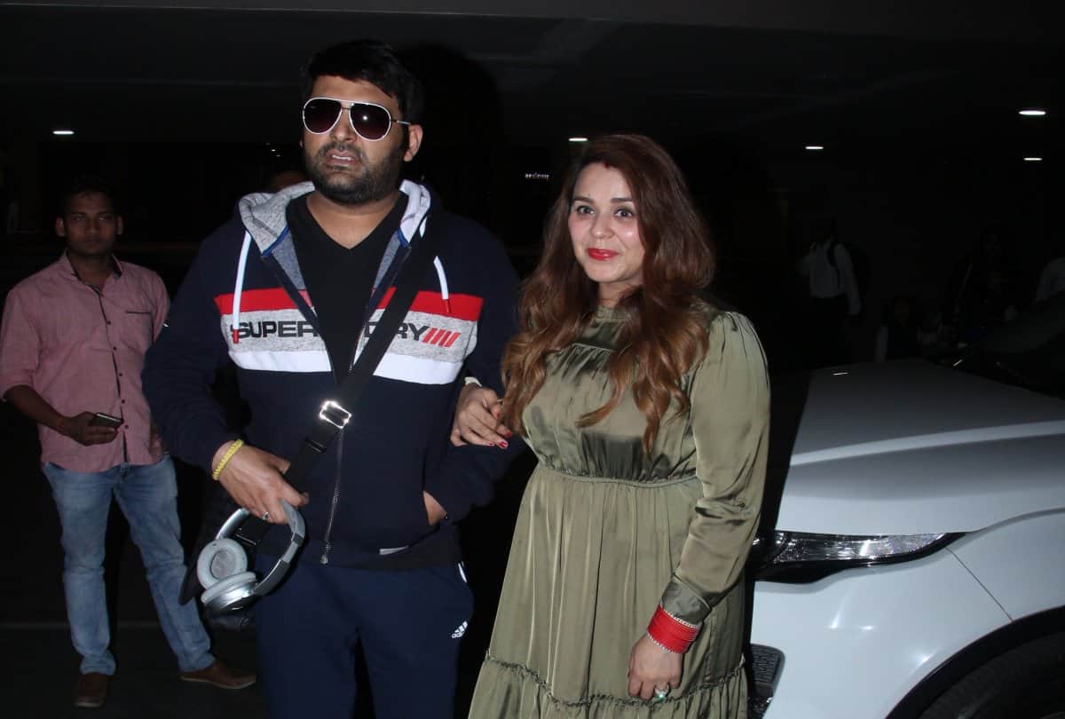 Kapil Sharma spotted with his wife Ginni Chatrath at mumbai airport
