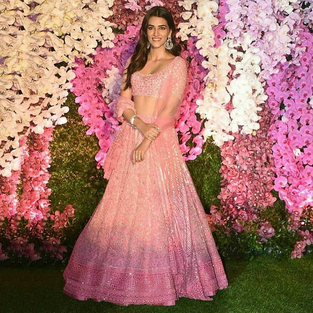 live update of akash ambani and shloka mehta grand reception party after wedding
