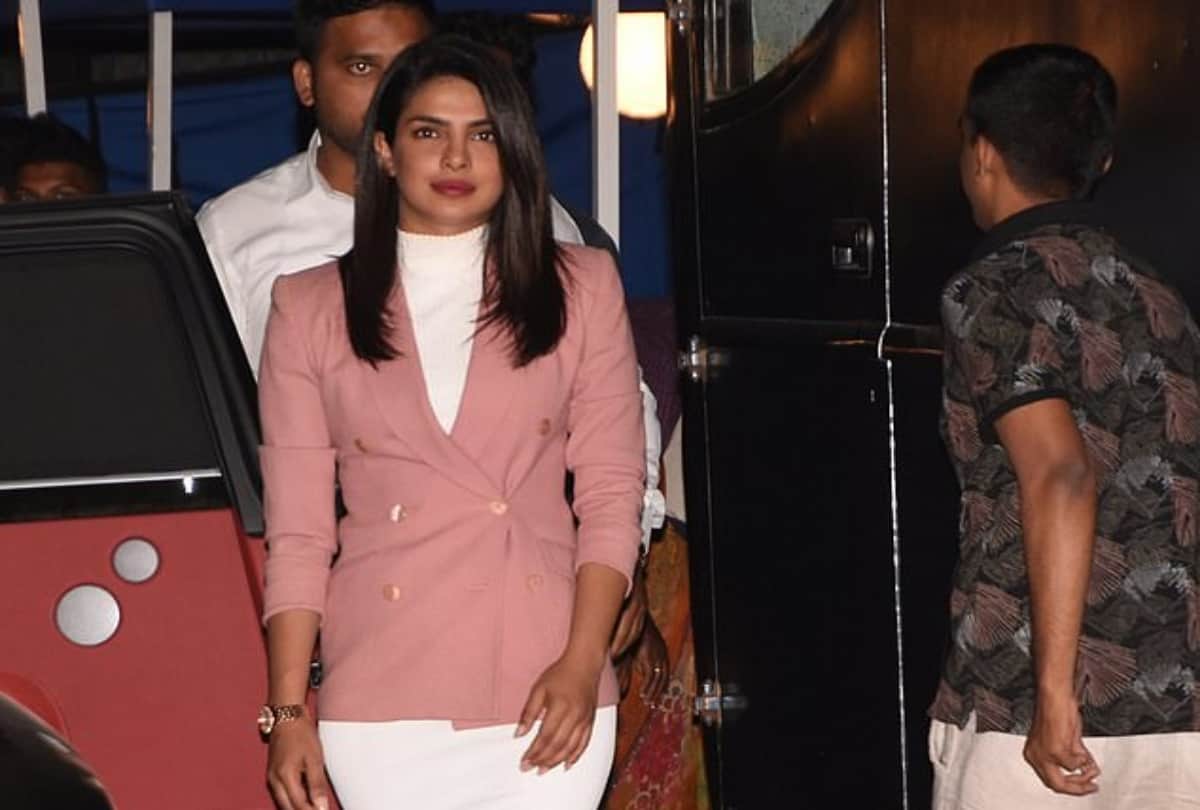 Priyanka chopra signed another bollywood movie after wedding