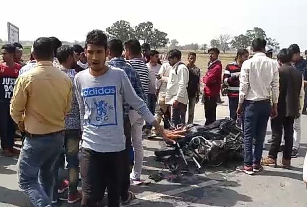 aligrah's two students dies in road accident in mathura