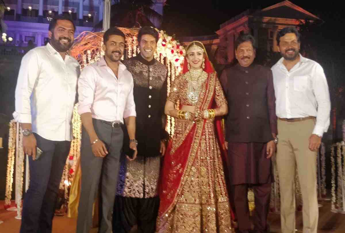 sayyeshaa saigal get married with arya saira banu attend the wedding ceremony look at the album