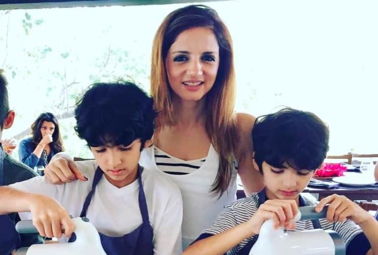 hrithik roshan ex wife sussanne khan on parenting two sons