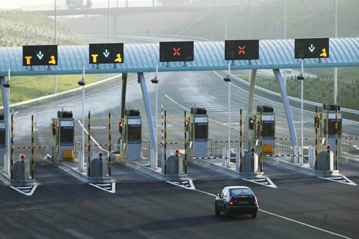 Reliance Infra will sell the entire stake of the Delhi-Agra Toll route till August by 3,600 crore