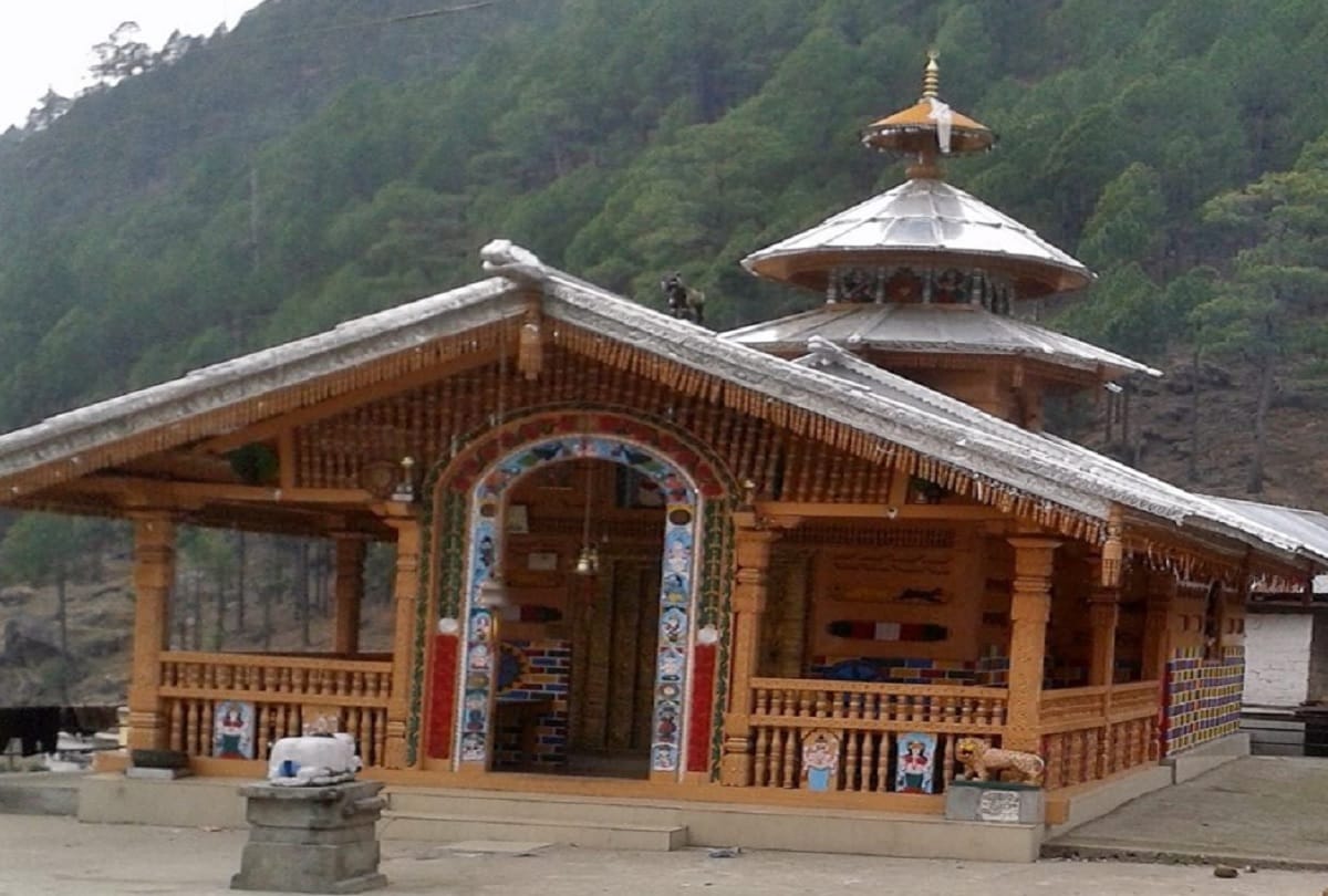 These temples do not worship God or Goddesses