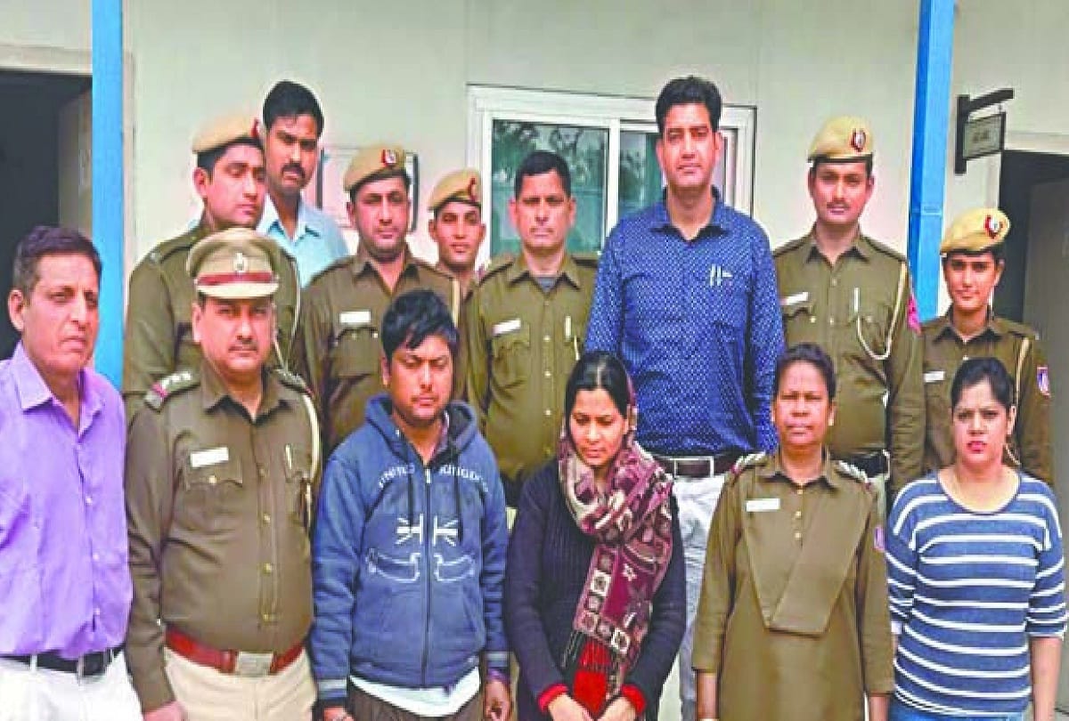 Daughter killed parents with help of boyfriend in Delhi, both arrested