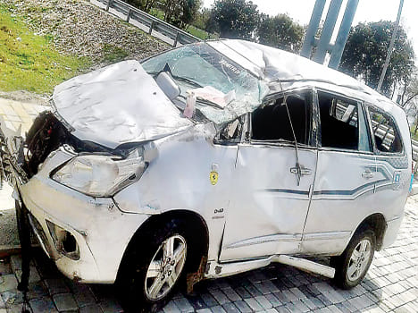Driver blinks, car dividers collide with