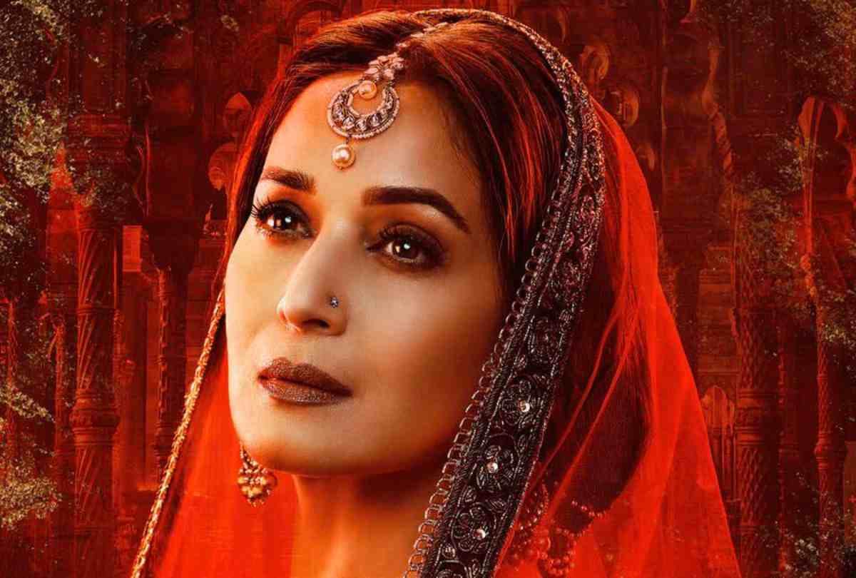 sanjay dutt talk about madhuri dixit in the teaser release of kalank