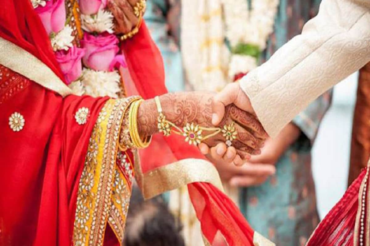 bride Give their vote before goes to her in-laws home