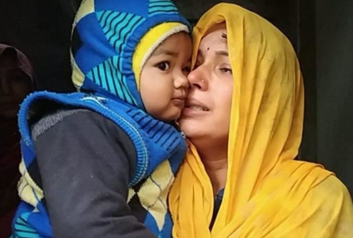 Pulwama martyr wife fires on rahul gandhi statement on jaish e mohammed chief masood azhar