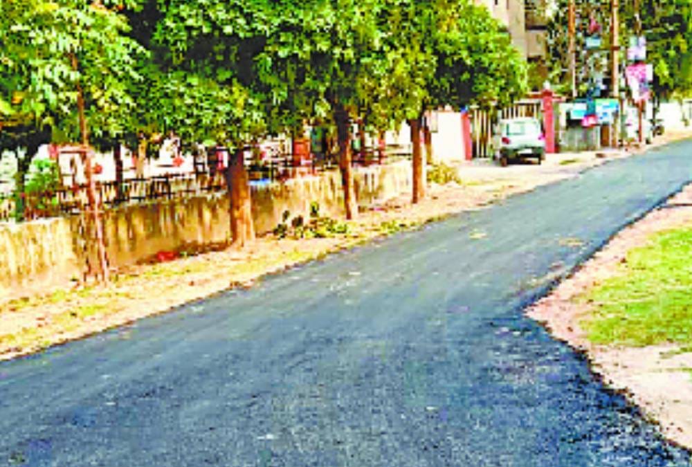 Amazing MP: The road built in the evening was stolen in the morning, complaining about writing a letter