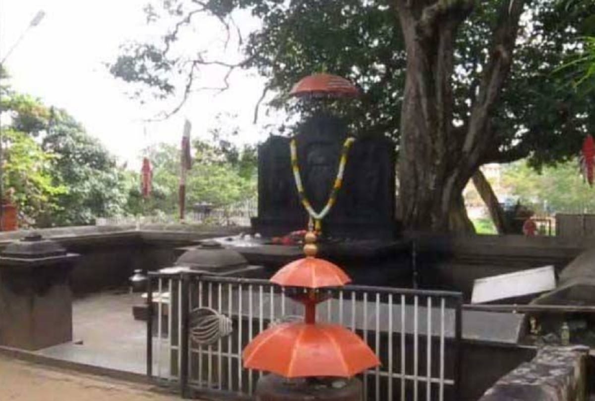 These temples do not worship God or Goddesses