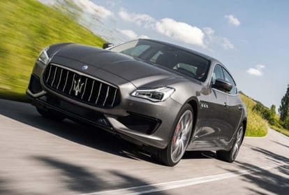 2019 Maserati Quattroporte image gallery with details