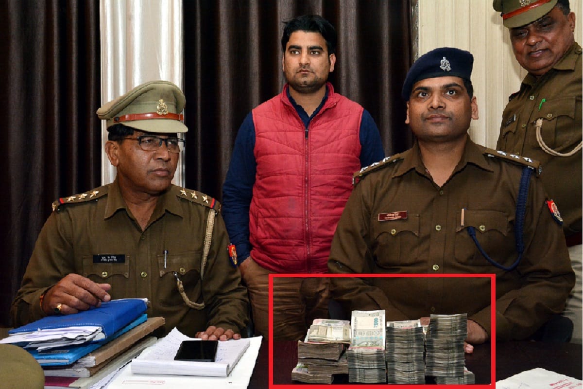 Muzaffarnagar police force alert after code of conduct and, 7.47 lakh cash recovered in car