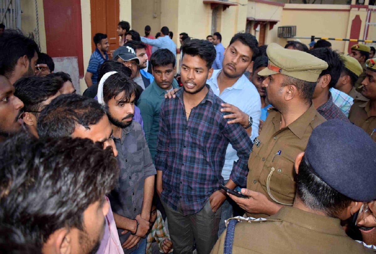 Firing in BHU after Student Thrashing, FIR Against five including one nomination