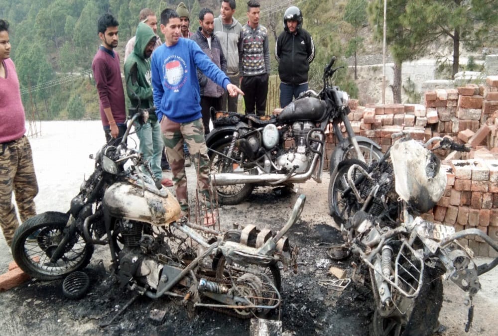 Fire Broke out in Three bikes Suspicious condition at Gopeshwar