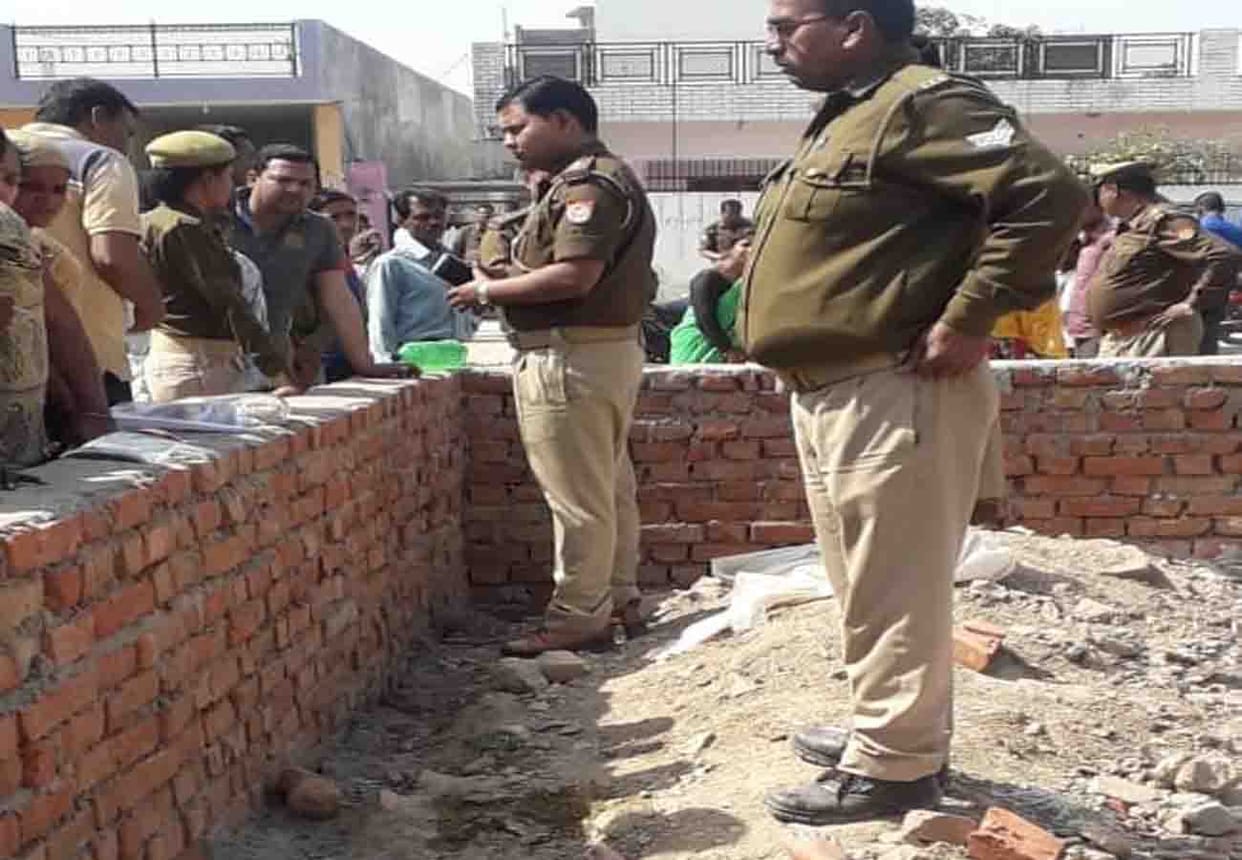 Woman murdered by acid attack in Kanpur
