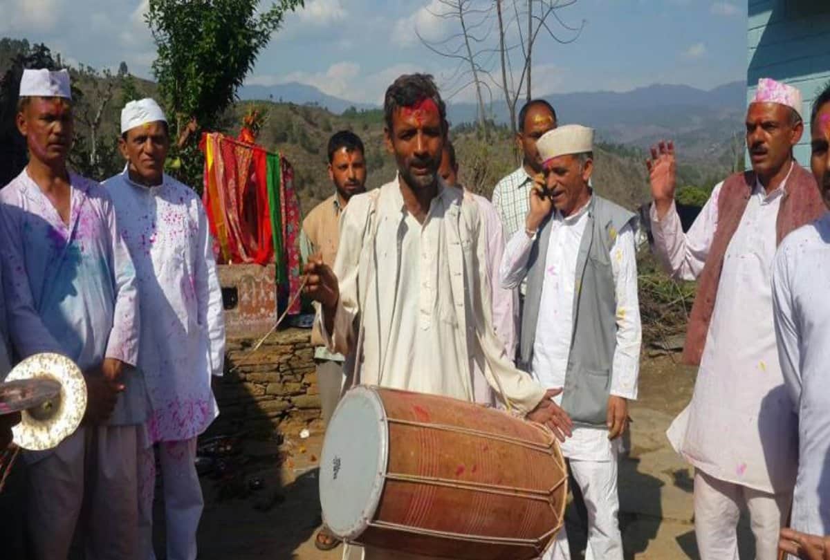 8 tradition to celebrate holi in india goa madhya pradesh bengal
