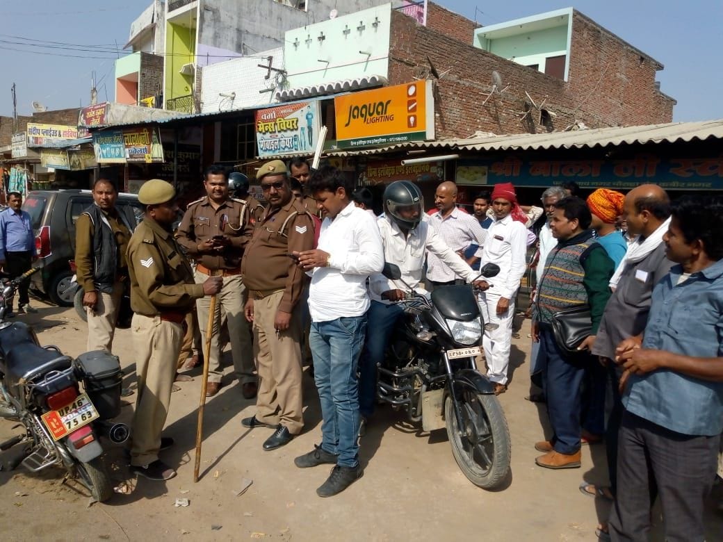 21 हजार ले उड़े चोर