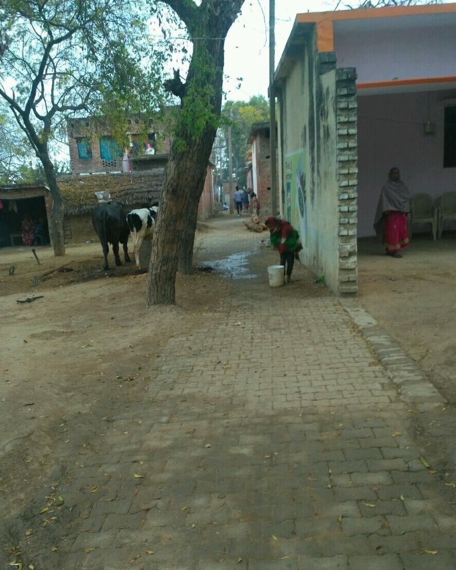 गांव में छाया मातम, हर चेहरे पर दिखा गम