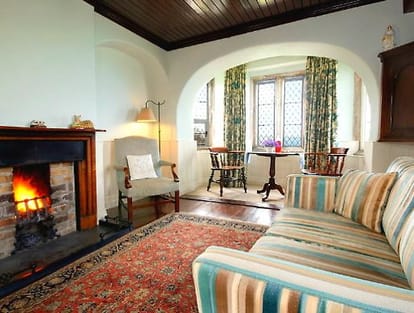 doyden caste is best destination for couple