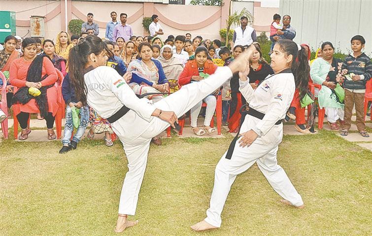 Girls and women have learned self-defense tricks