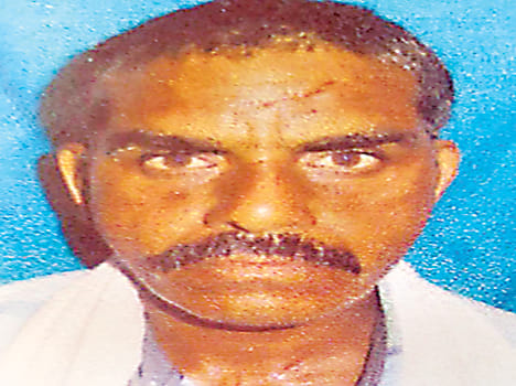 The death of the farmer due to the current